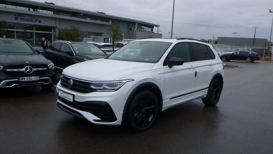 Avis-mandataire-auto-Emotors-Volkswagen-Tiguan-R-line-ehybrid-245-dsg6-plus-toit-pano-plus-pack-design-black-r-line.