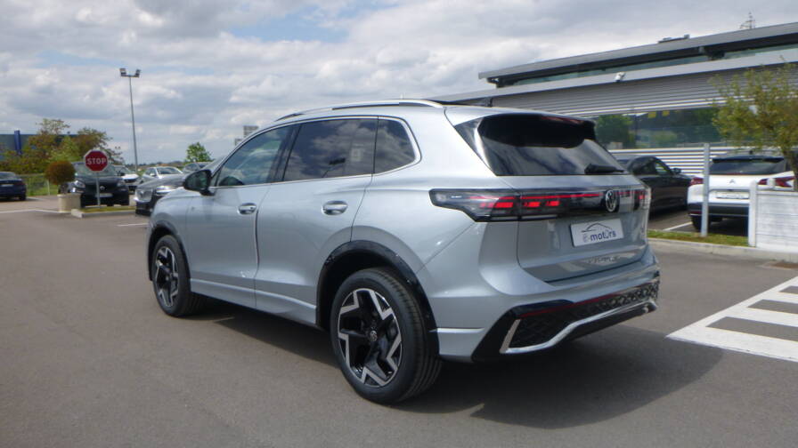 Mandataire Automobile neuf, recherche de Volkswagen Tiguan-tdi-150-dsg7-r-line-toit-pano-pack-hiver-360-acc-keyless-hml - E-Motors