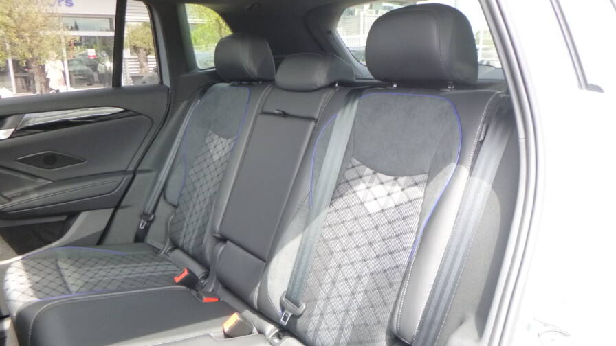 Mandataire Automobile neuf, recherche de Volkswagen Tiguan-tdi-150-dsg7-r-line-toit-pano-pack-hiver-360-acc-keyless-hml - E-Motors