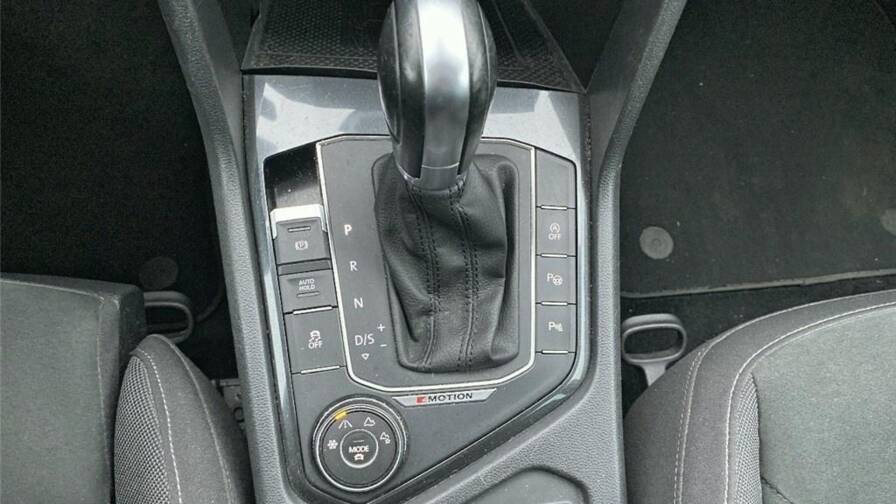 Mandataire Automobile occasion, recherche de Volkswagen Tiguan-ii-2-0-tsi-180-bmt-dsg7-4motion-carat - E-Motors