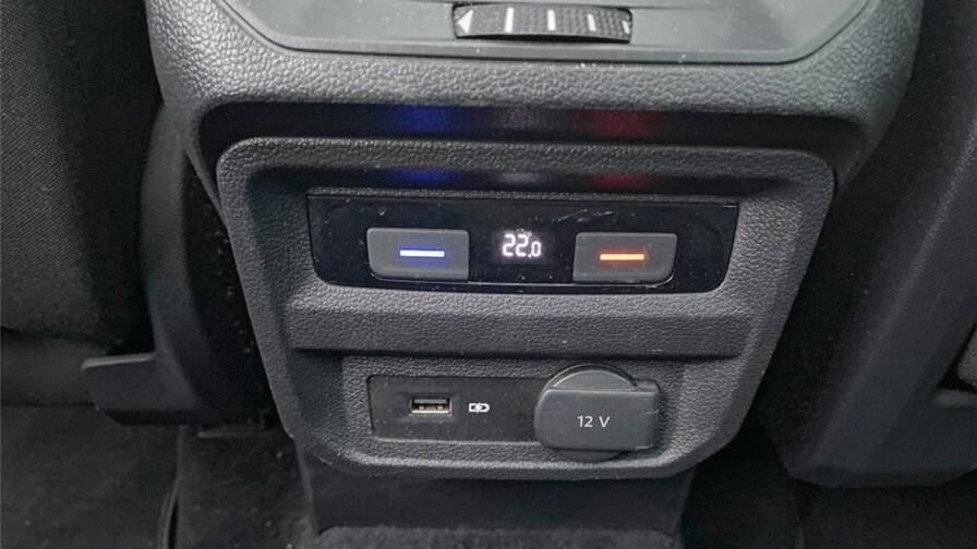 Mandataire Automobile occasion, recherche de Volkswagen Tiguan-ii-2-0-tsi-180-bmt-dsg7-4motion-carat - E-Motors