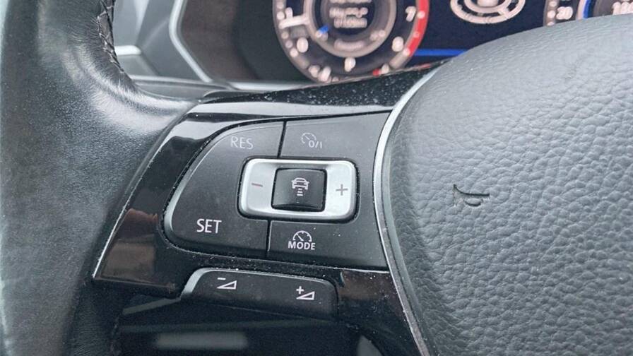 Mandataire Automobile occasion, recherche de Volkswagen Tiguan-ii-2-0-tsi-180-bmt-dsg7-4motion-carat - E-Motors