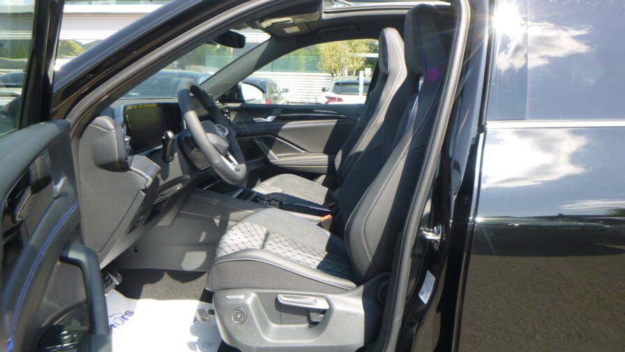 Mandataire Automobile neuf, recherche de Volkswagen Tiguan-2-0-tdi-150ch-dsg7-r-line-plus-matrix-led-plus-iq-drive-plus-alarme-plus-toit-vitr - E-Motors