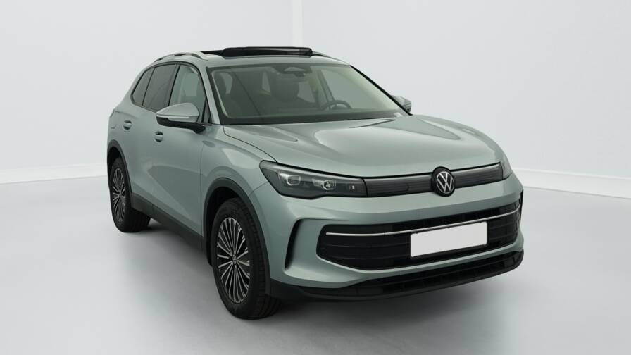 Mandataire Automobile neuf, recherche de Volkswagen Tiguan-nouveau-1-5-etsi-150cv-dsg7-life-plus - E-Motors