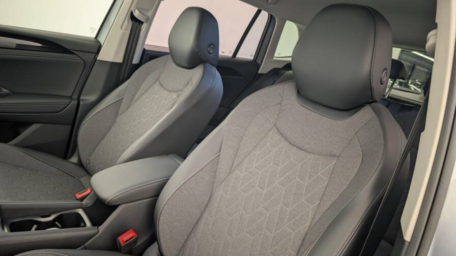 Mandataire Automobile neuf, recherche de Volkswagen Tiguan-nouveau-1-5-etsi-150cv-dsg7-life-plus - E-Motors