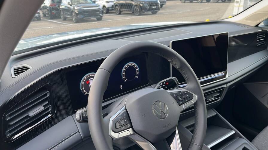 Mandataire Automobile neuf, recherche de Volkswagen Tiguan-nouveau-1-5-etsi-150cv-dsg7-life-plus - E-Motors