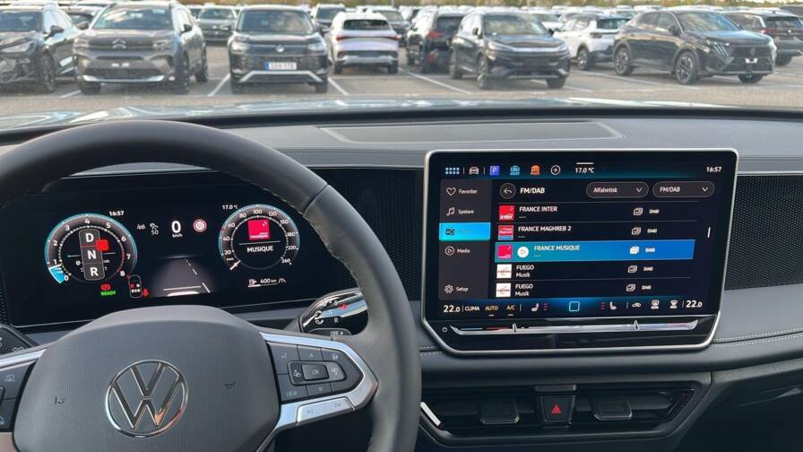 Mandataire Automobile neuf, recherche de Volkswagen Tiguan-nouveau-1-5-etsi-150cv-dsg7-life-plus - E-Motors