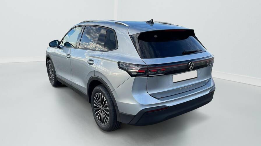 Mandataire Automobile neuf, recherche de Volkswagen Tiguan-nouveau-1-5-etsi-150cv-dsg7-life-plus - E-Motors