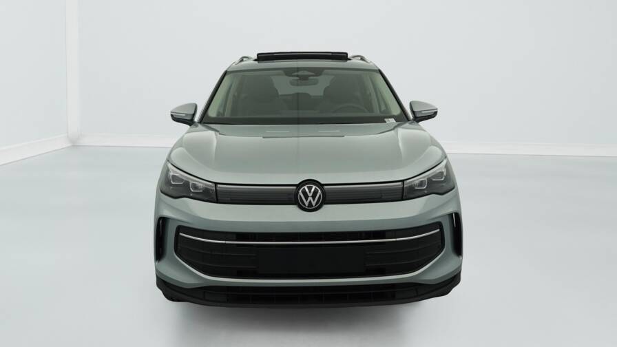 Mandataire Automobile neuf, recherche de Volkswagen Tiguan-nouveau-1-5-etsi-150cv-dsg7-life-plus - E-Motors