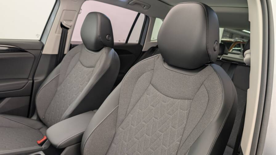 Mandataire Automobile neuf, recherche de Volkswagen Tiguan-nouveau-1-5-etsi-150cv-dsg7-life-plus - E-Motors