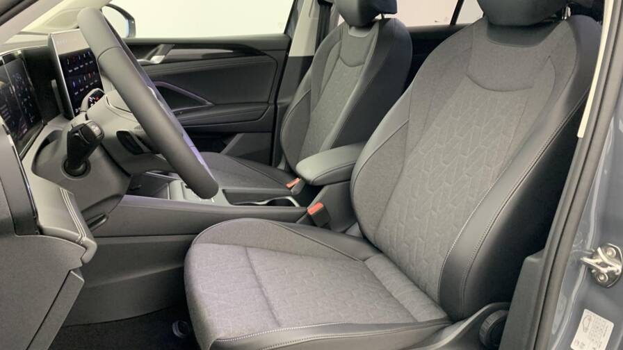 Mandataire Automobile neuf, recherche de Volkswagen Tiguan-nouveau-1-5-etsi-150cv-dsg7-life-plus - E-Motors