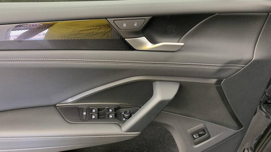 Mandataire Automobile neuf, recherche de Volkswagen Tiguan-nouveau-1-5-etsi-150cv-dsg7-life-plus - E-Motors