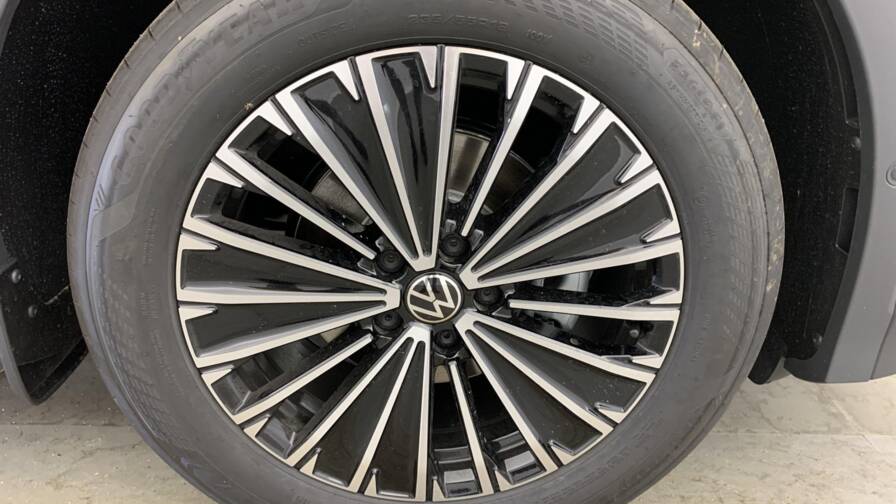 Mandataire Automobile neuf, recherche de Volkswagen Tiguan-nouveau-1-5-etsi-150cv-dsg7-life-plus - E-Motors