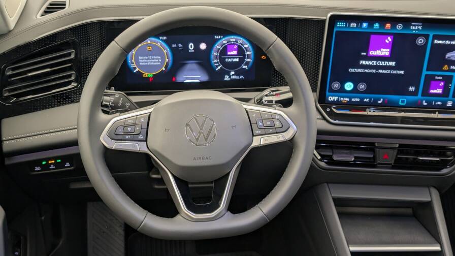 Mandataire Automobile neuf, recherche de Volkswagen Tiguan-nouveau-1-5-etsi-150cv-dsg7-life-plus - E-Motors