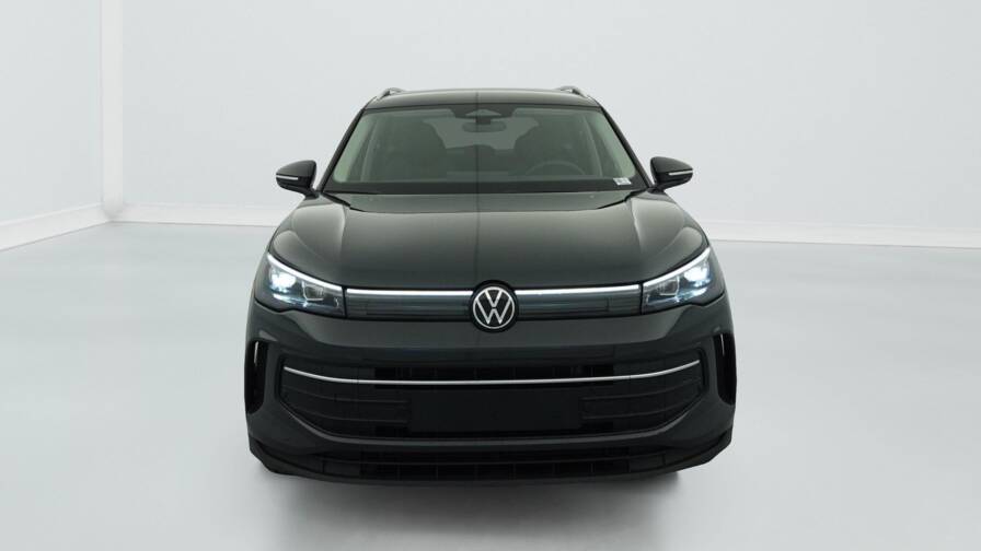 Mandataire Automobile neuf, recherche de Volkswagen Tiguan-nouveau-1-5-etsi-150cv-dsg7-life-plus - E-Motors