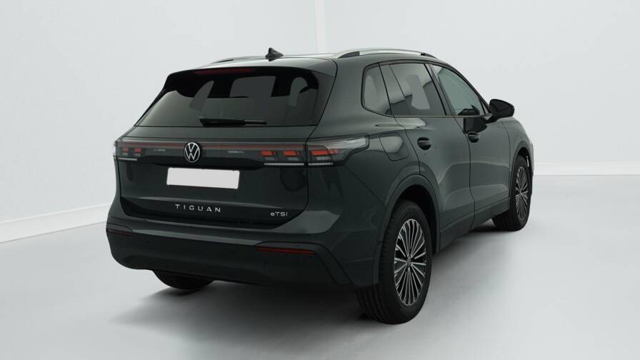 Mandataire Automobile neuf, recherche de Volkswagen Tiguan-nouveau-1-5-etsi-150cv-dsg7-life-plus - E-Motors