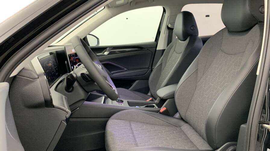 Mandataire Automobile neuf, recherche de Volkswagen Tiguan-nouveau-1-5-etsi-150cv-dsg7-life-plus - E-Motors