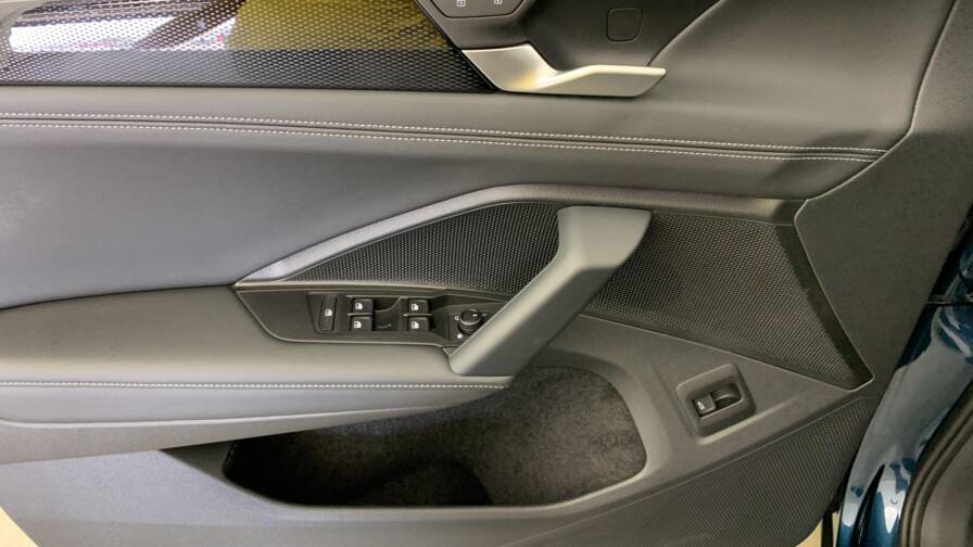 Mandataire Automobile neuf, recherche de Volkswagen Tiguan-nouveau-1-5-etsi-150cv-dsg7-life-plus - E-Motors