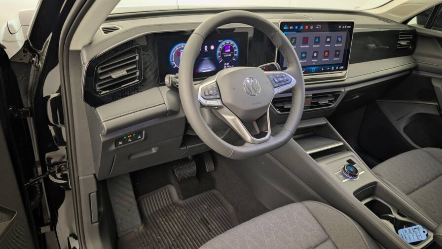 Mandataire Automobile neuf, recherche de Volkswagen Tiguan-nouveau-1-5-etsi-150cv-dsg7-life-plus - E-Motors