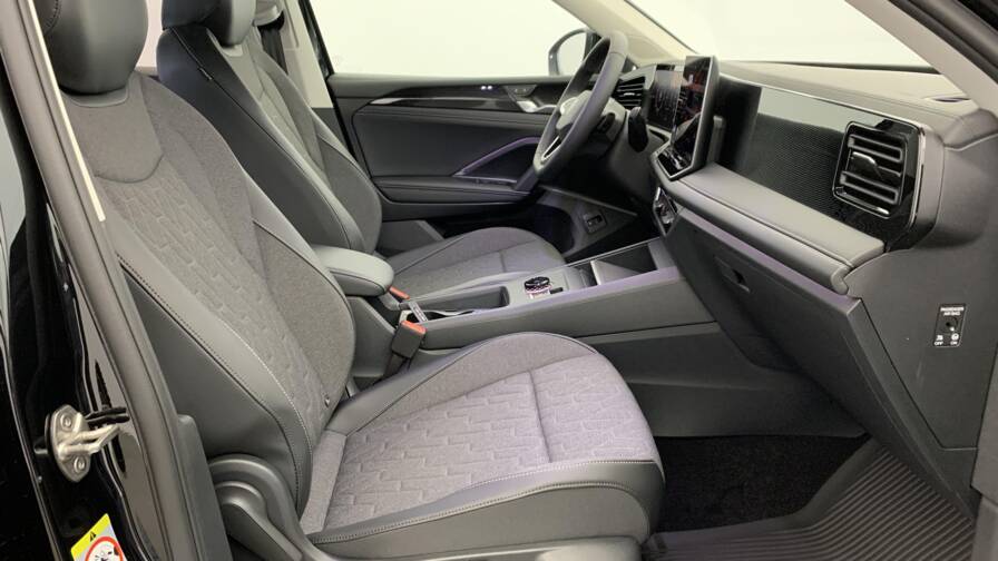 Mandataire Automobile neuf, recherche de Volkswagen Tiguan-nouveau-1-5-etsi-150cv-dsg7-life-plus - E-Motors