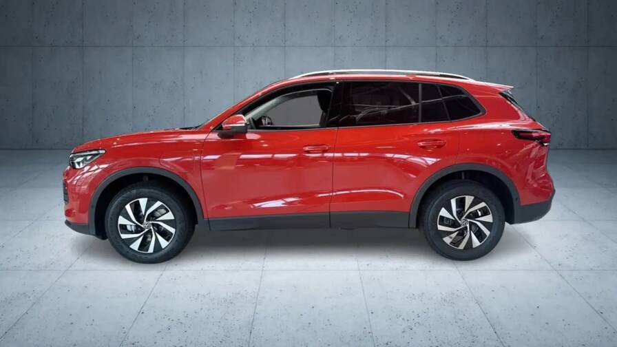 Mandataire Automobile neuf, recherche de Volkswagen Tiguan-tdi-150-dsg7-life-plus-toit-pano-ouvrant-plus-pack-confort-hiver-plus-pack-iq-drive - E-Motors