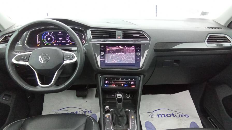 Mandataire Automobile occasion, recherche de Volkswagen Tiguan-1-4-ehybrid-245-dsg6-elegance-exclusive-plus-cuir-plus-toit - E-Motors