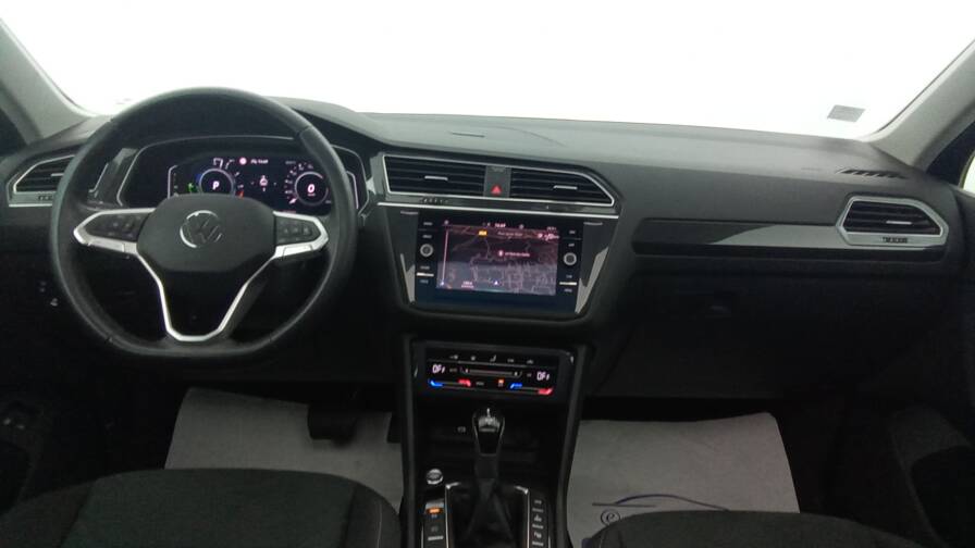 Mandataire Automobile occasion, recherche de Volkswagen Tiguan-1-4-ehybrid-245-dsg6-elegance - E-Motors