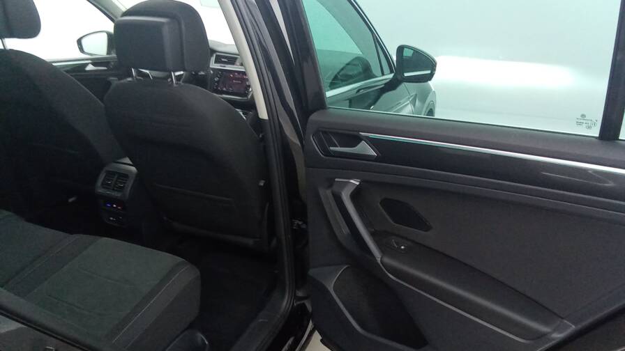 Mandataire Automobile occasion, recherche de Volkswagen Tiguan-1-4-ehybrid-245-dsg6-elegance - E-Motors