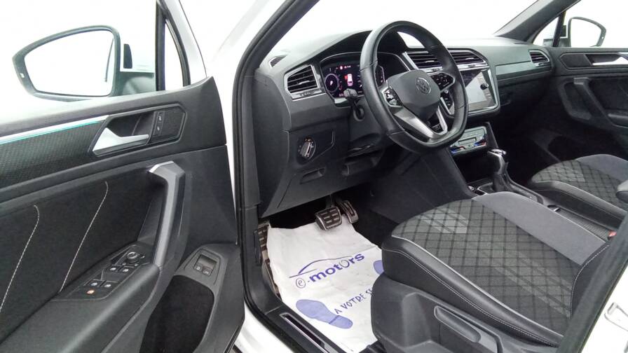 Mandataire Automobile occasion, recherche de Volkswagen Tiguan-1-4-ehybrid-245-dsg6-r-line - E-Motors