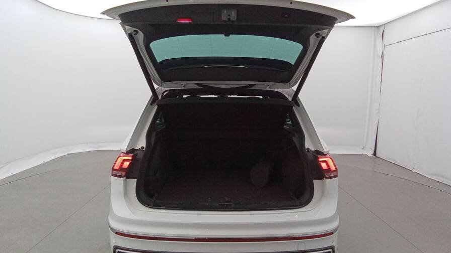 Mandataire Automobile occasion, recherche de Volkswagen Tiguan-1-4-ehybrid-245-dsg6-r-line - E-Motors