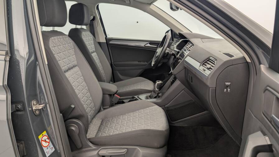 Mandataire Automobile occasion, recherche de Volkswagen Tiguan-1-4-ehybrid-245ch-dsg6-life - E-Motors