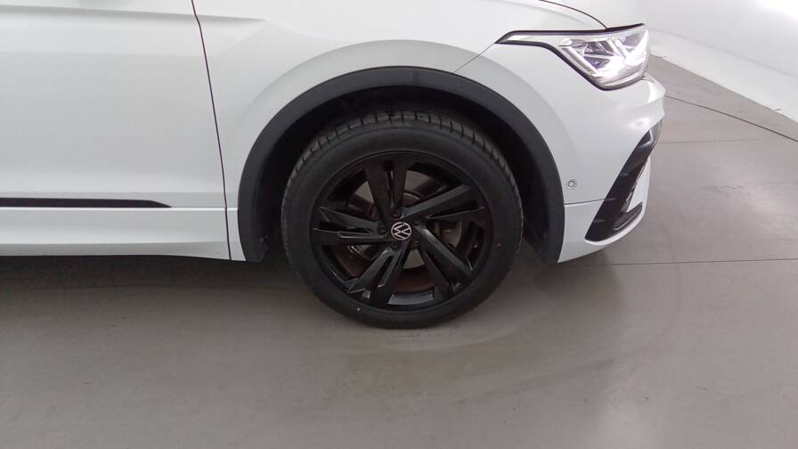 Mandataire Automobile occasion, recherche de Volkswagen Tiguan-1-4-ehybrid-245ch-dsg6-r-line-plus-toe-plus-black-r-line-plus-attelage - E-Motors