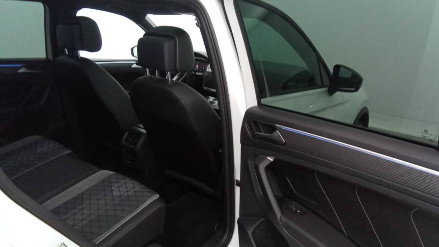 Mandataire Automobile occasion, recherche de Volkswagen Tiguan-1-4-ehybrid-245ch-dsg6-r-line-plus-toe-plus-black-r-line-plus-attelage - E-Motors