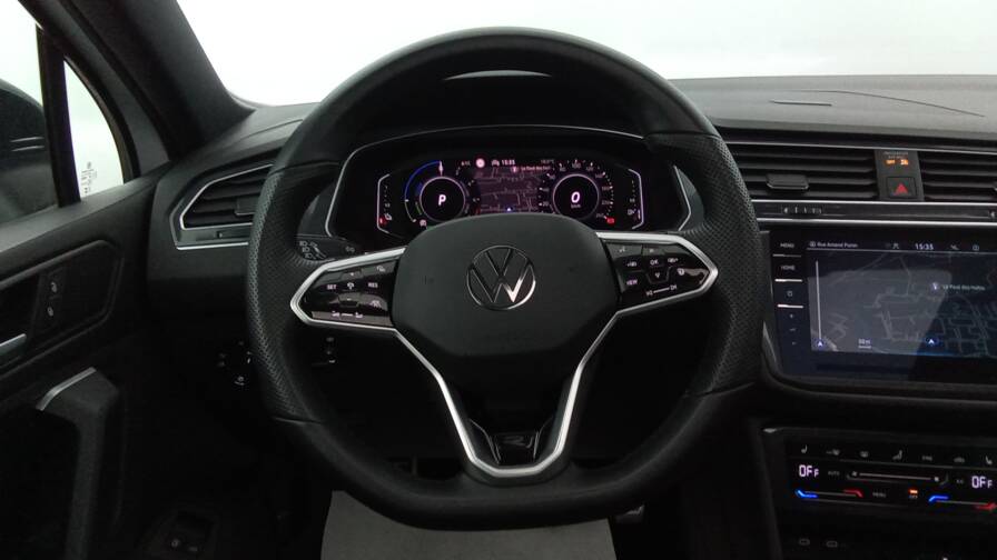 Mandataire Automobile occasion, recherche de Volkswagen Tiguan-1-4-ehybrid-245ch-dsg6-r-line-plus-toe-plus-black-r-line-plus-attelage - E-Motors