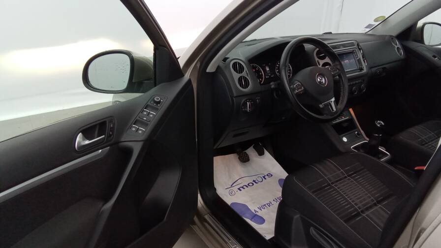 Mandataire Automobile occasion, recherche de Volkswagen Tiguan-2-0-tdi-110-bluemotion-sportline - E-Motors
