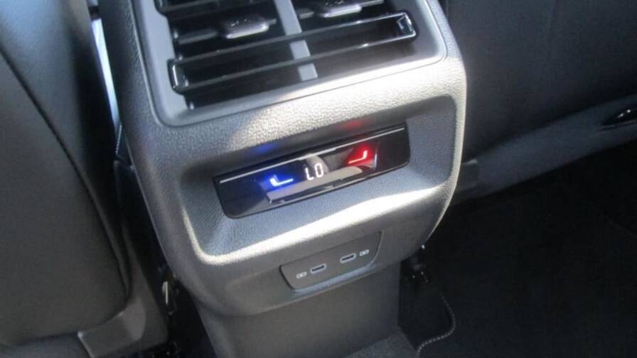 Mandataire Automobile neuf, recherche de Volkswagen Tiguan-2-0-tdi-150ch-dsg7-r-line - E-Motors