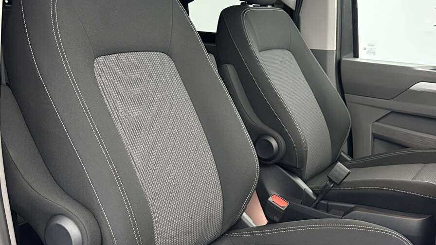 Mandataire Automobile neuf, recherche de Volkswagen Transporter-procab-t7-l1h1-2-0-tdi-170ch-business-bva8 - E-Motors