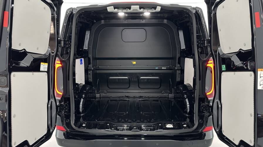 Mandataire Automobile neuf, recherche de Volkswagen Transporter-procab-t7-l1h1-2-0-tdi-170ch-business-bva8 - E-Motors