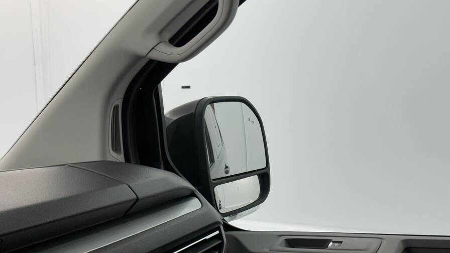 Mandataire Automobile neuf, recherche de Volkswagen Transporter-procab-t7-l1h1-2-0-tdi-170ch-business-bva8 - E-Motors