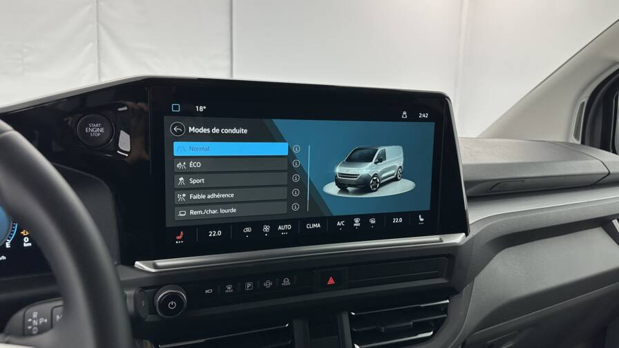 Mandataire Automobile neuf, recherche de Volkswagen Transporter-procab-t7-l1h1-2-0-tdi-170ch-business-bva8 - E-Motors