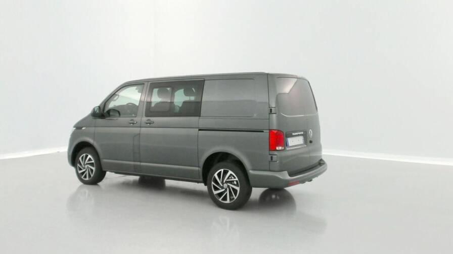 Mandataire Automobile neuf, recherche de Volkswagen Transporter-t6-1-procab-l1-2-0-tdi-150ch-business-plus-dsg7 - E-Motors