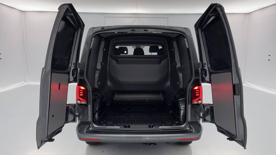 Mandataire Automobile occasion, recherche de Volkswagen Transporter-t-6-1-procab-l1-2-0-tdi-150ch-business-plus-dsg7 - E-Motors