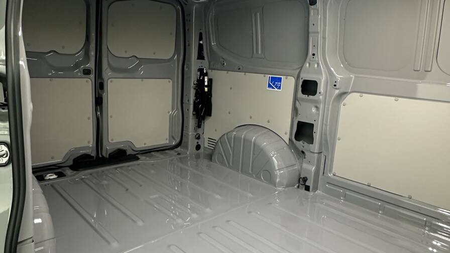 Mandataire Automobile neuf, recherche de Volkswagen Transporter-t7-l1h1-2-0-tdi-150ch-business-bva8 - E-Motors