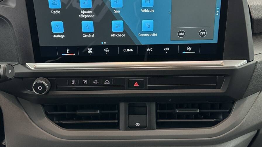 Mandataire Automobile utilitaire, recherche de Volkswagen Transporter-t7-van-l1-2-0-tdi-150ch-business-bva8 - E-Motors