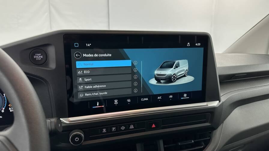 Mandataire Automobile utilitaire, recherche de Volkswagen Transporter-t7-van-l1-2-0-tdi-150ch-business-bva8 - E-Motors