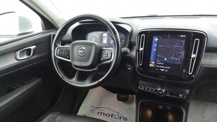 Mandataire Automobile occasion, recherche de Volvo Xc40-d3-adblue-150-ch-geartronic-8-inscription - E-Motors