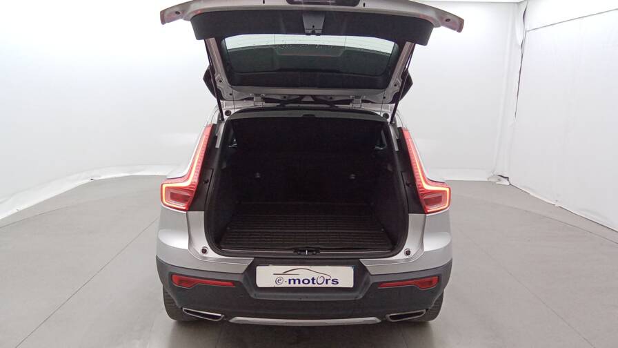 Mandataire Automobile occasion, recherche de Volvo Xc40-d3-adblue-150-ch-geartronic-8-inscription - E-Motors