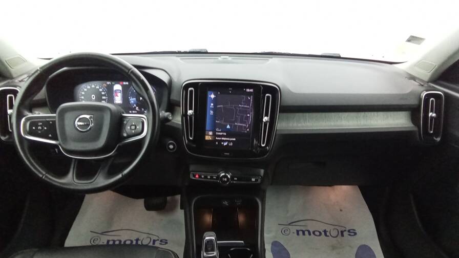 Mandataire Automobile occasion, recherche de Volvo Xc40-d3-adblue-150-ch-geartronic-8-inscription - E-Motors