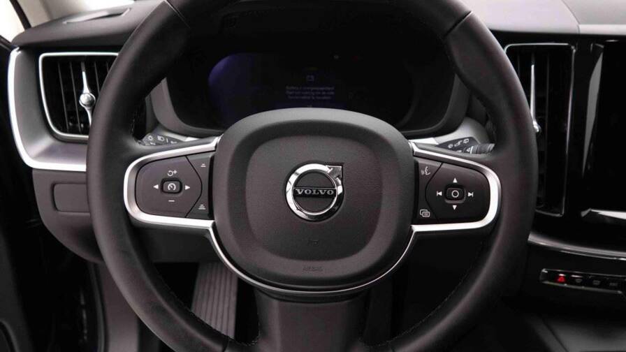 Mandataire Automobile neuf, recherche de Volvo Xc60-2-0-t6-phev-awd - E-Motors