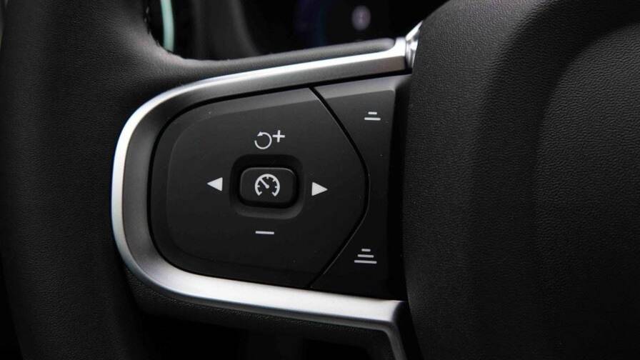 Mandataire Automobile neuf, recherche de Volvo Xc60-2-0-t6-phev-awd - E-Motors